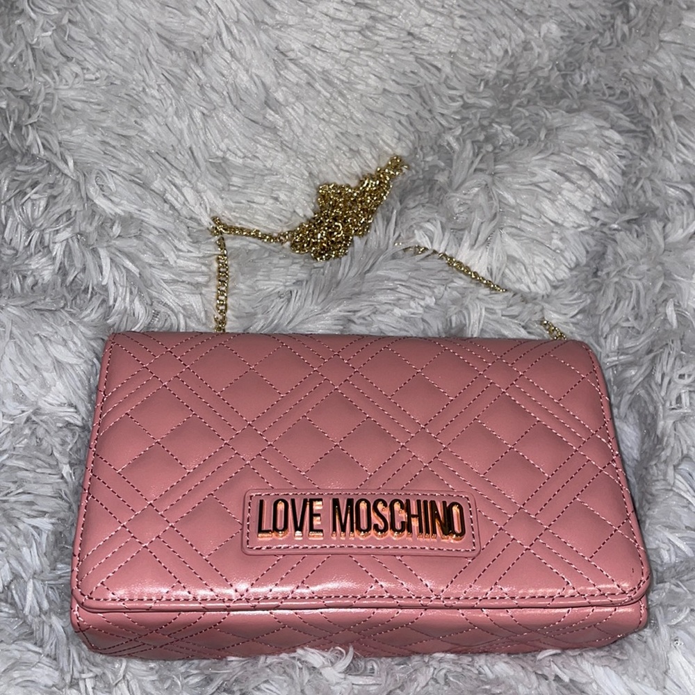 Medium sized pink and gold Love Moschino purse with gold chain